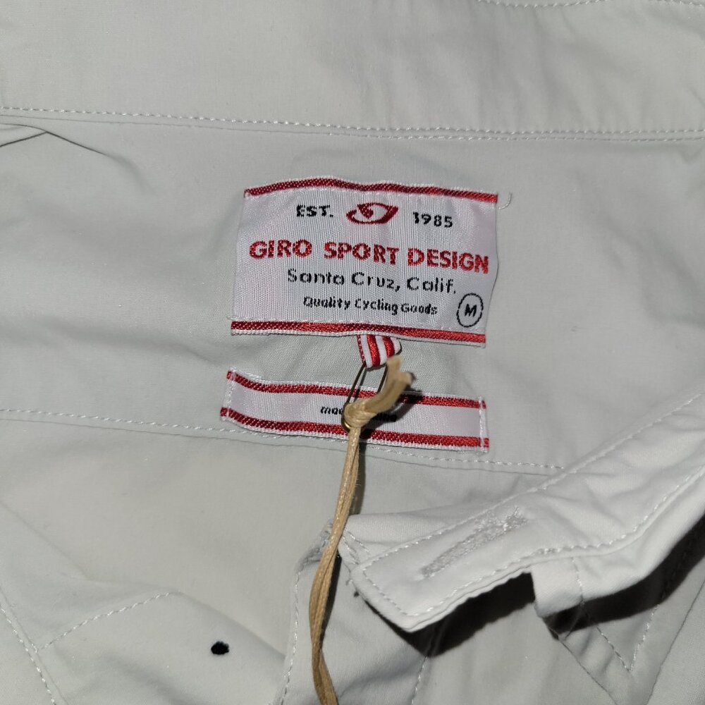 Giro Men's Short Sleeve Collared Ride Shirt Castor Gray Size M  New w/ tags - Picture 5 of 8